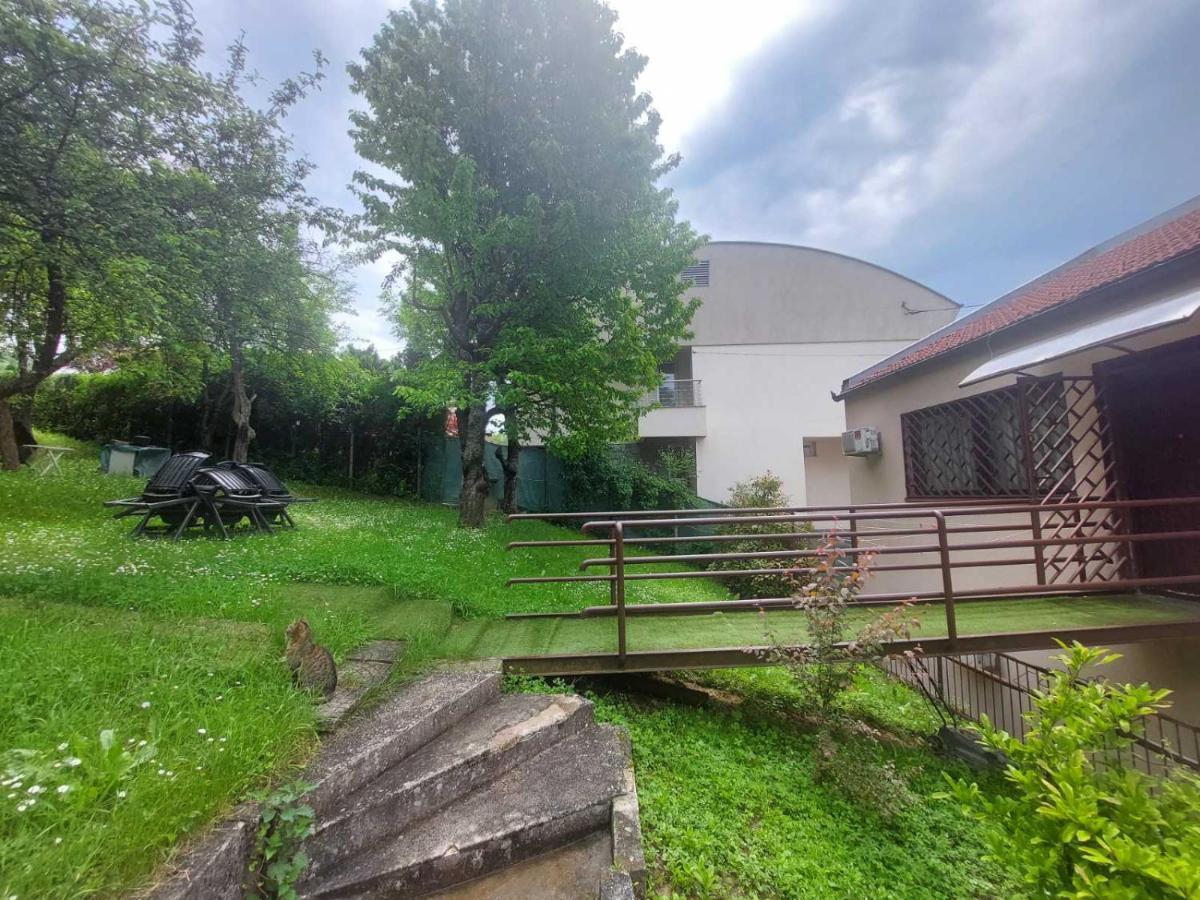 Haya Garden Apartments Сараево Екстериор снимка