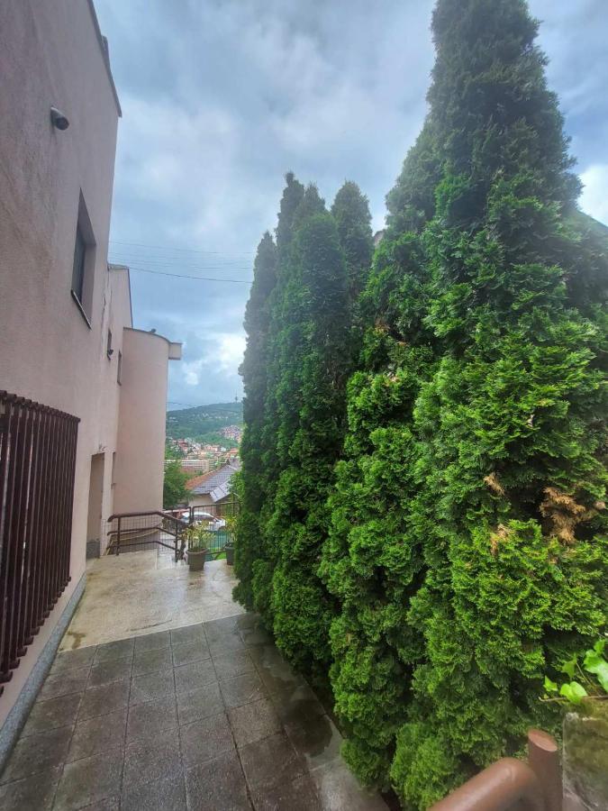 Haya Garden Apartments Сараево Екстериор снимка